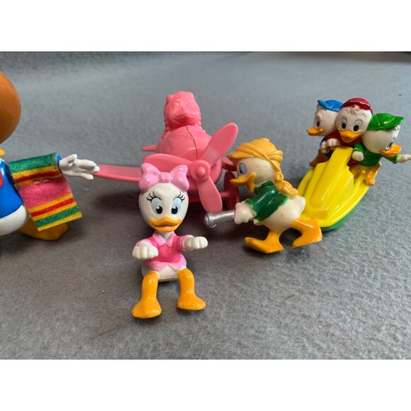 Vintage Disney Donald Duck Daisy Duck Tales Figurines Set of 5 - Picture 3 of 10